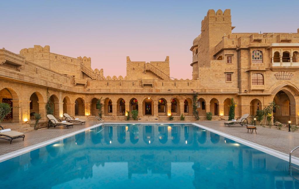 Royal Castles Luxury Tours in Rajathan 